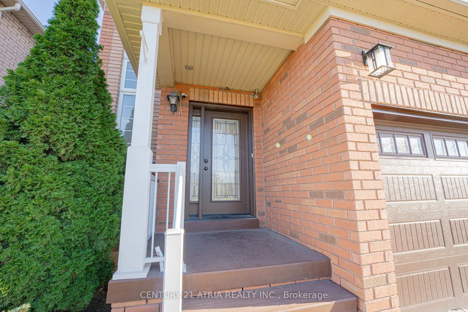 252 Sherwood Road photo 6