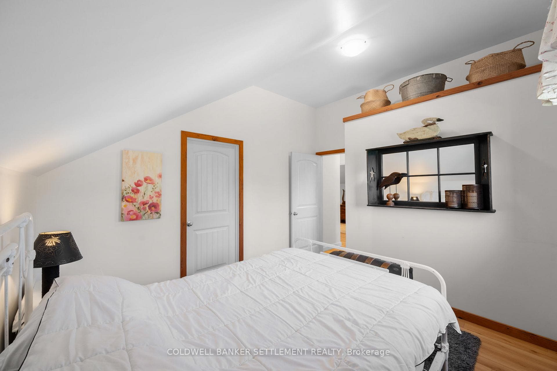 210 Port Elmsley Road photo 26