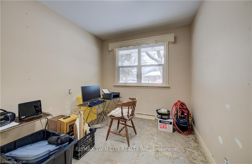 33 ELGINFIELD Drive photo 15