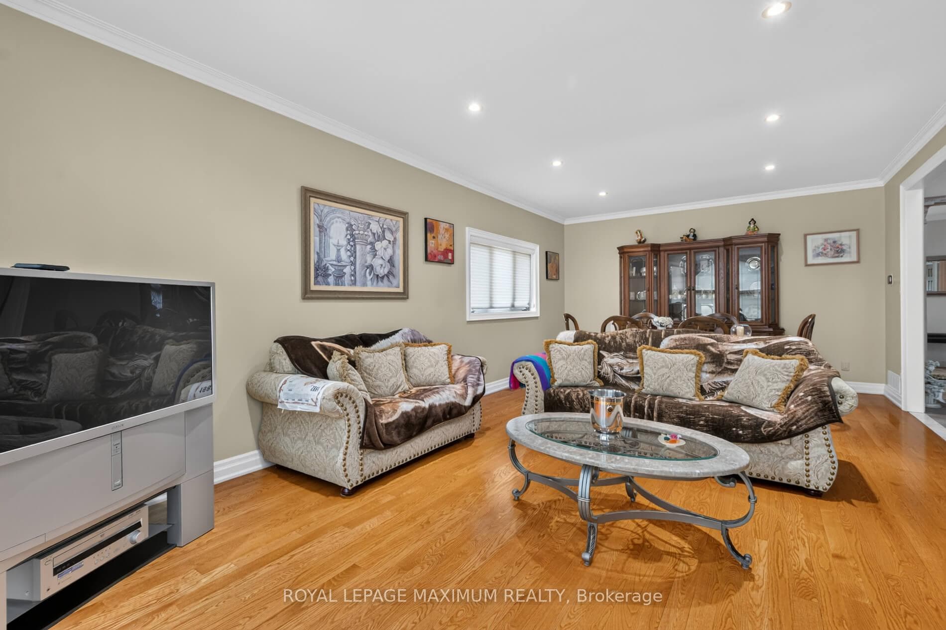 378 Rustic Road photo 8