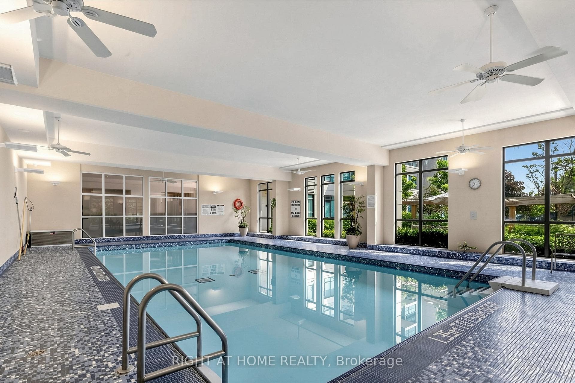 88 Promenade Circle Unit 1505 photo 31
