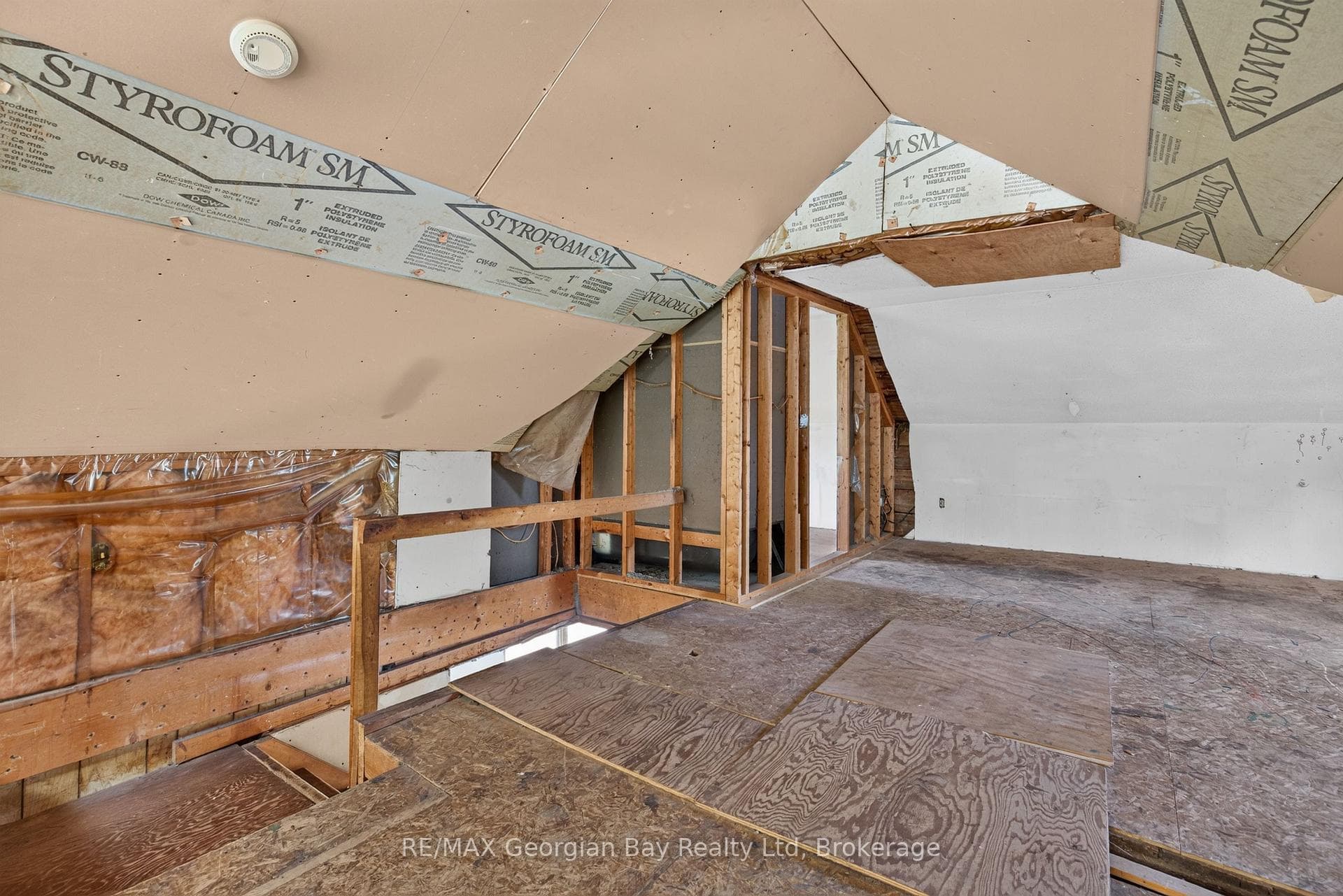 379 Gloucester Street photo 14