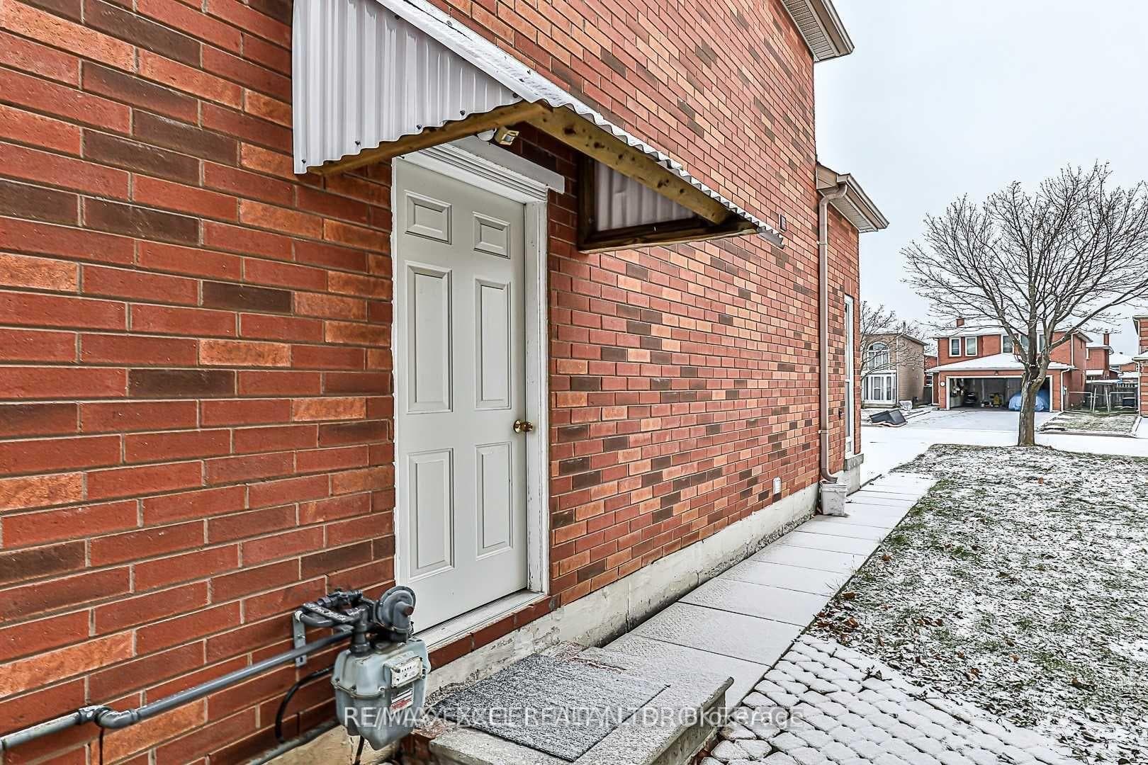 75 Hendon Road photo 29