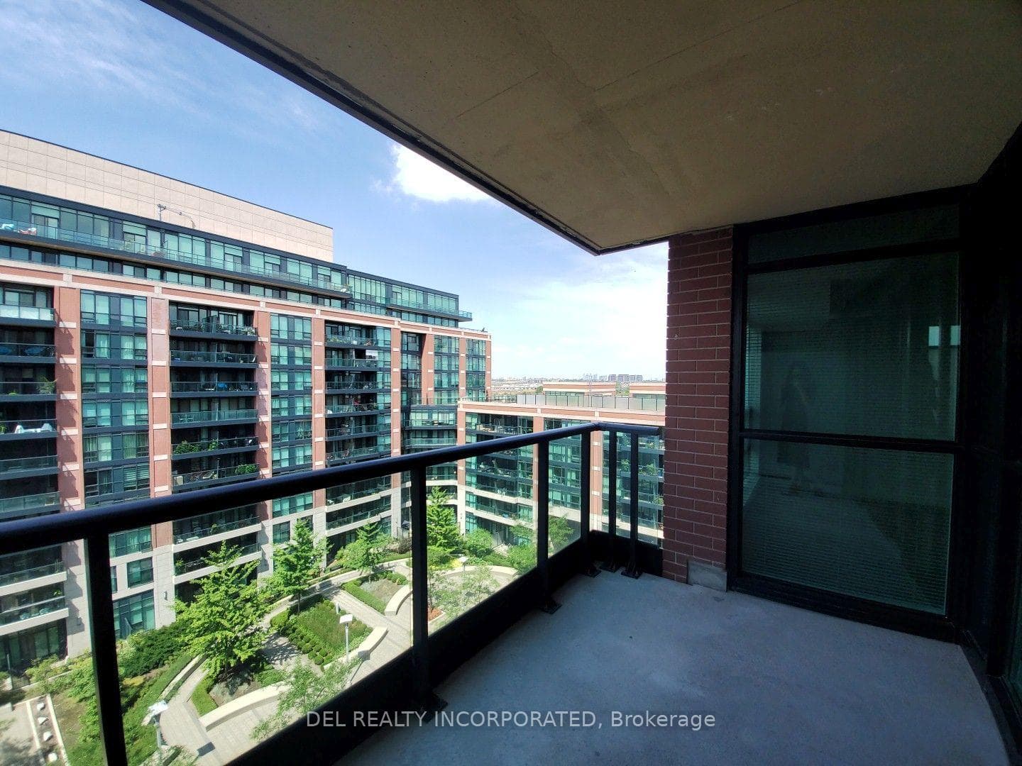 525 Wilson Avenue Unit 810 photo 11