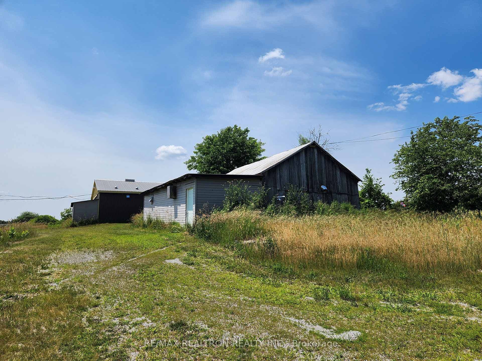 887 County 48 Road photo 9