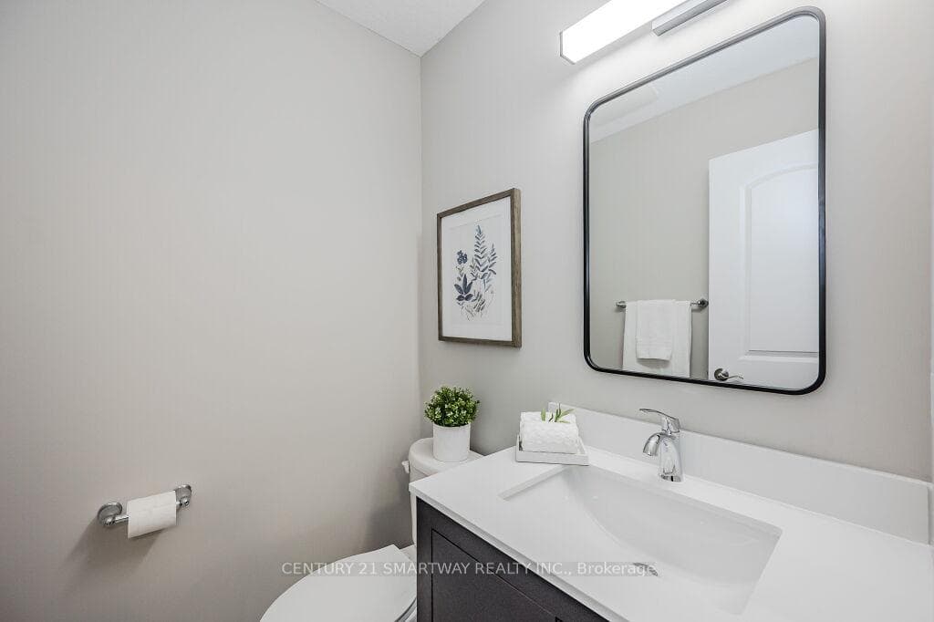 33 Arlington Crescent photo 20