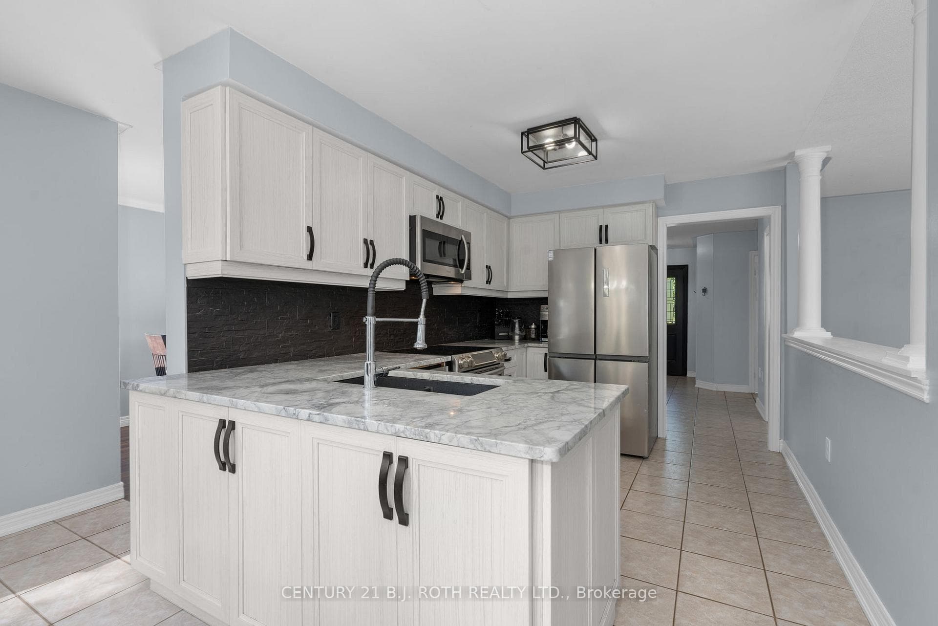 2283 Jack Crescent photo 11
