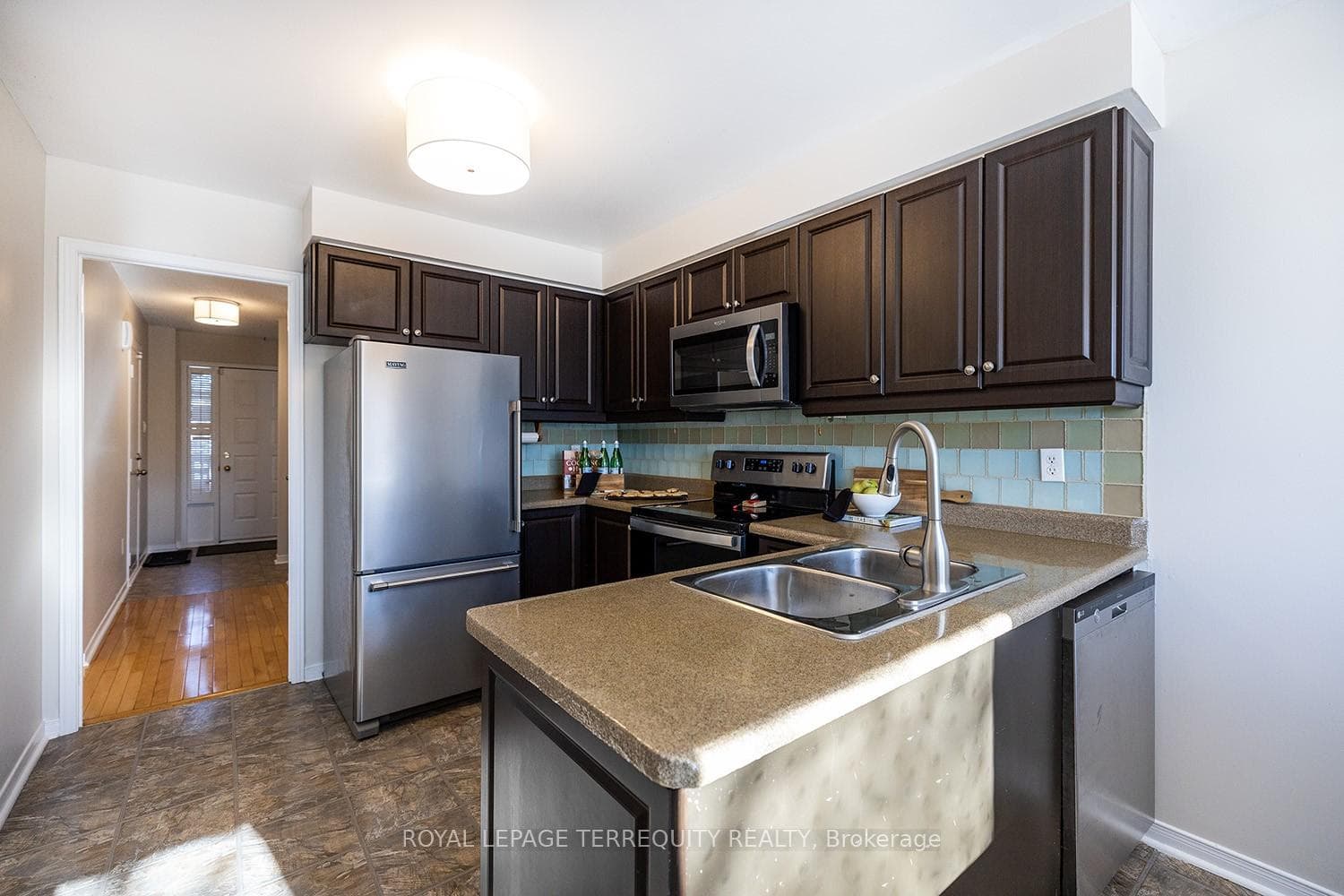 45 Trudeau Drive photo 3