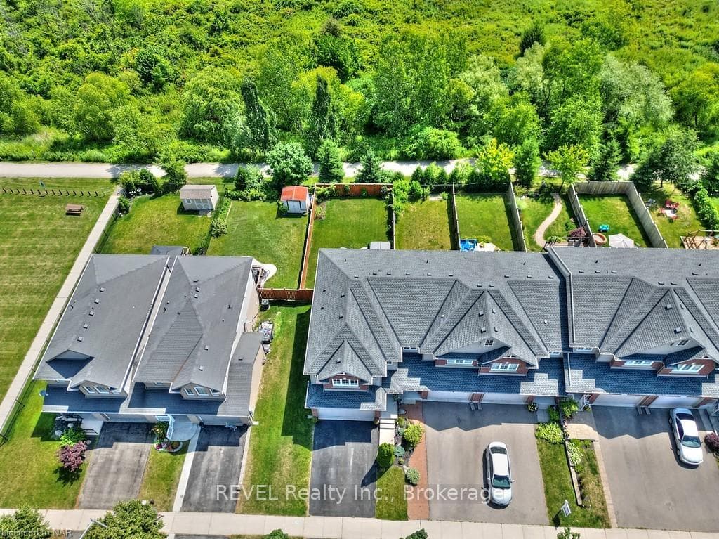 4045 ASHBY Drive photo 24
