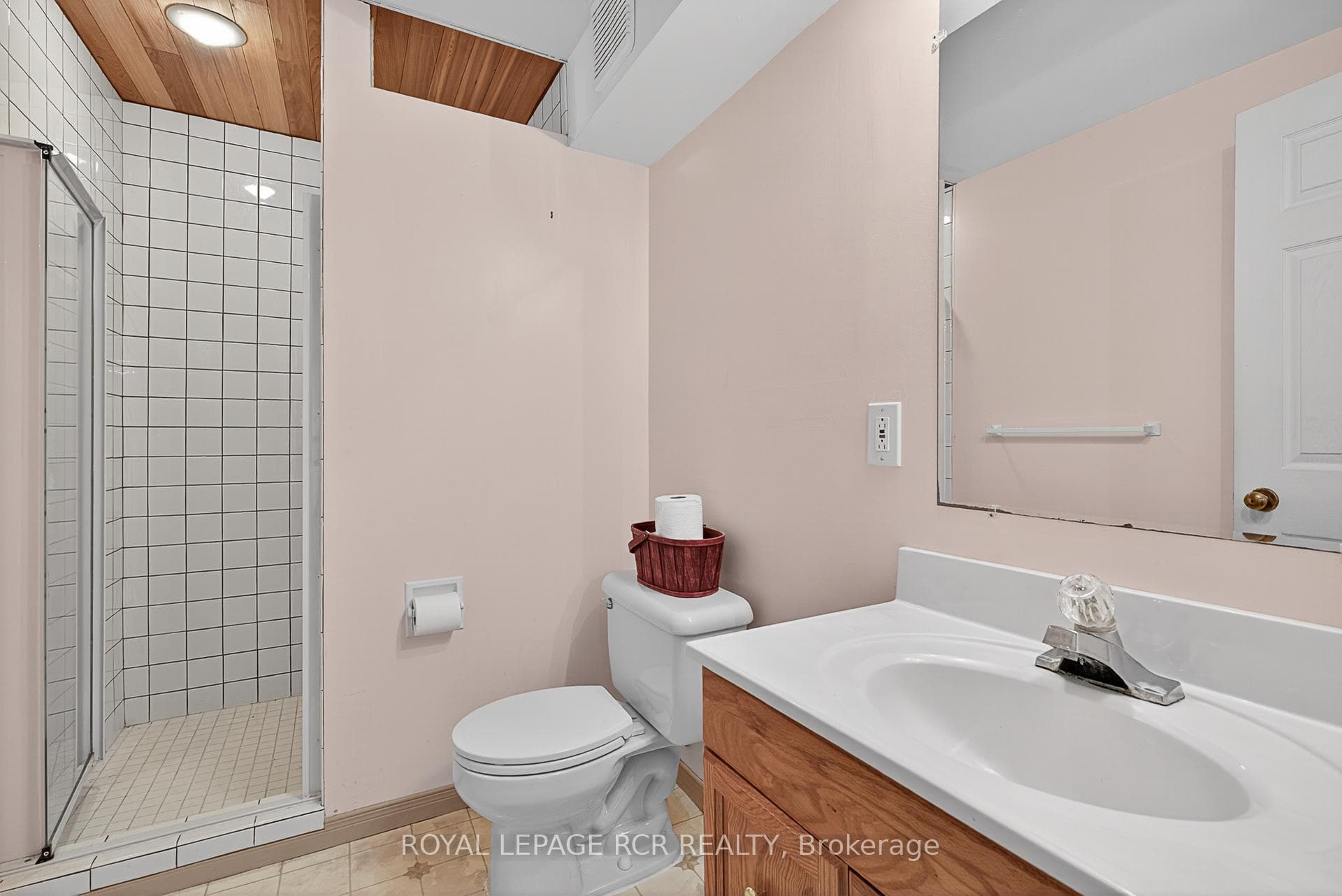 391 Goodwood Road photo 32