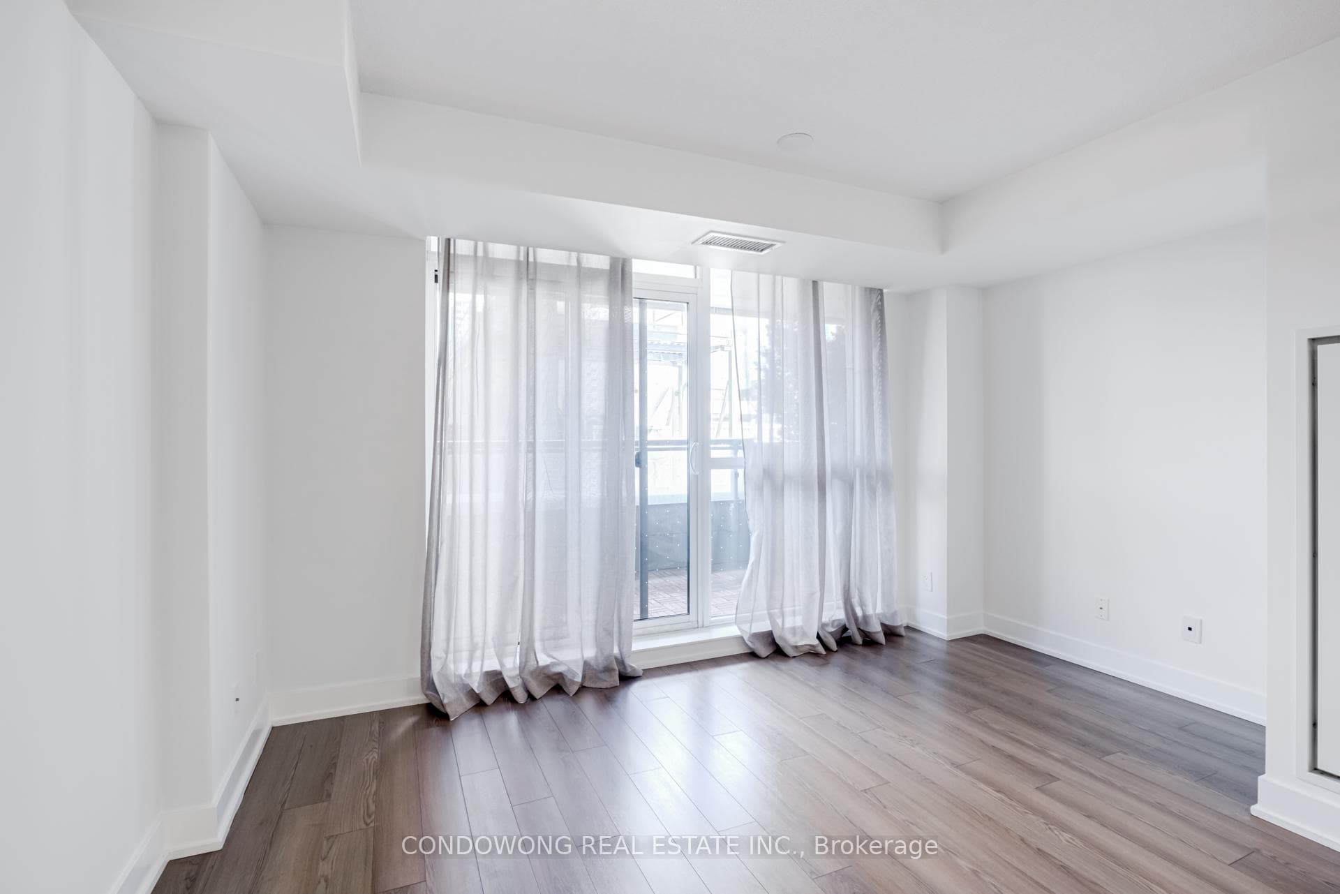 318 Richmond Street Unit 406 photo 12