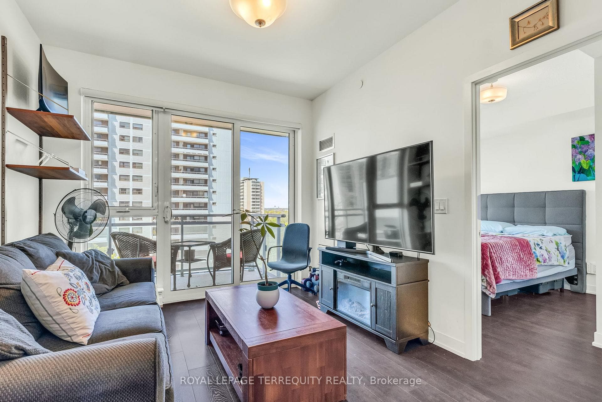 1830 Bloor Street Unit 701 photo 11