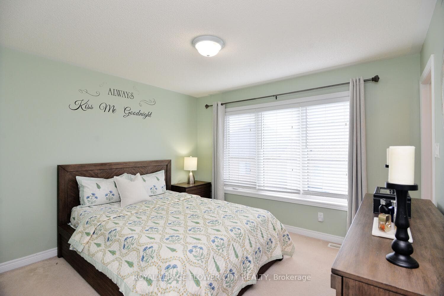 80 Rockman Crescent photo 18