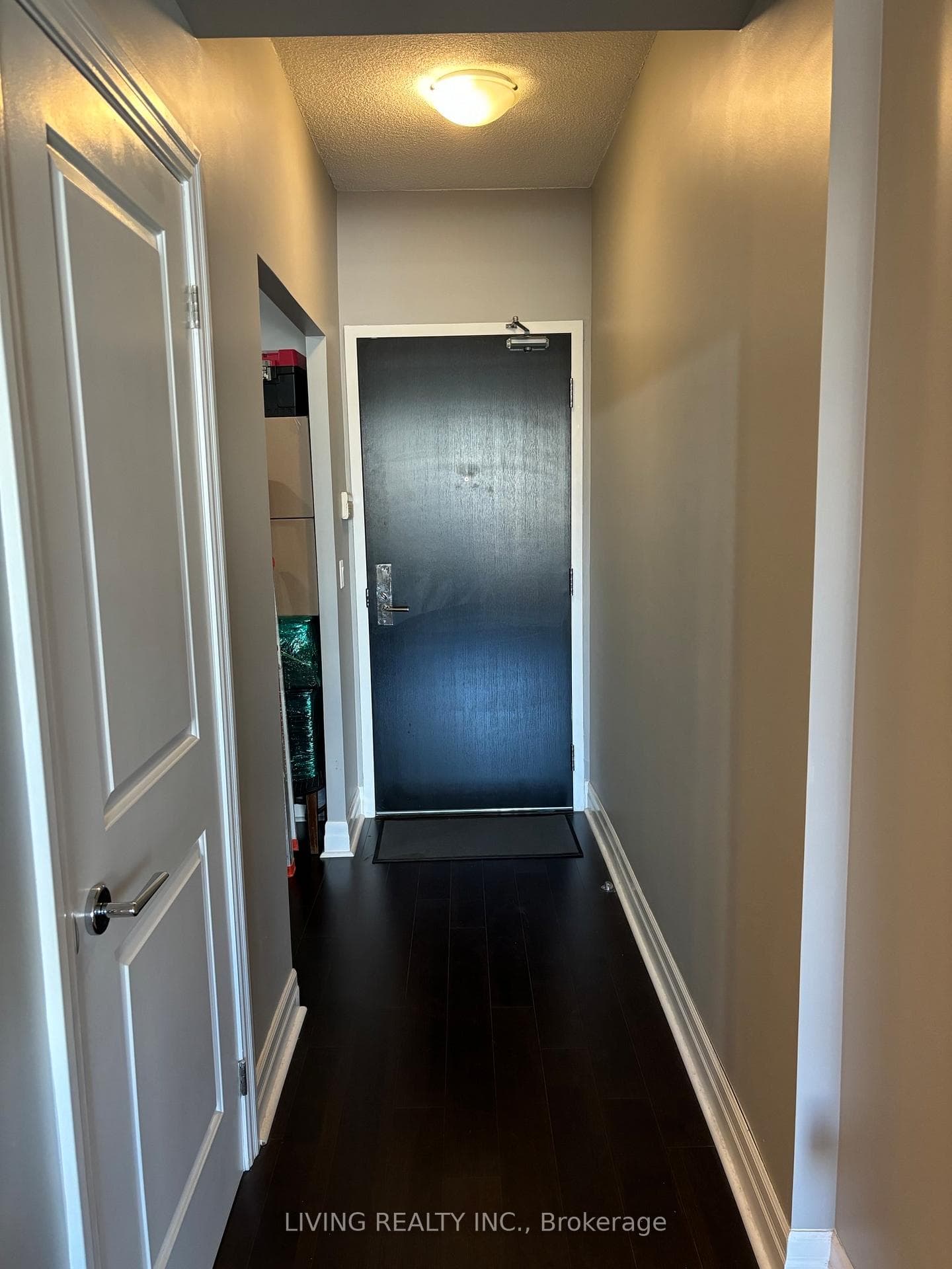 8110 Birchmount Road Unit 324E photo 11