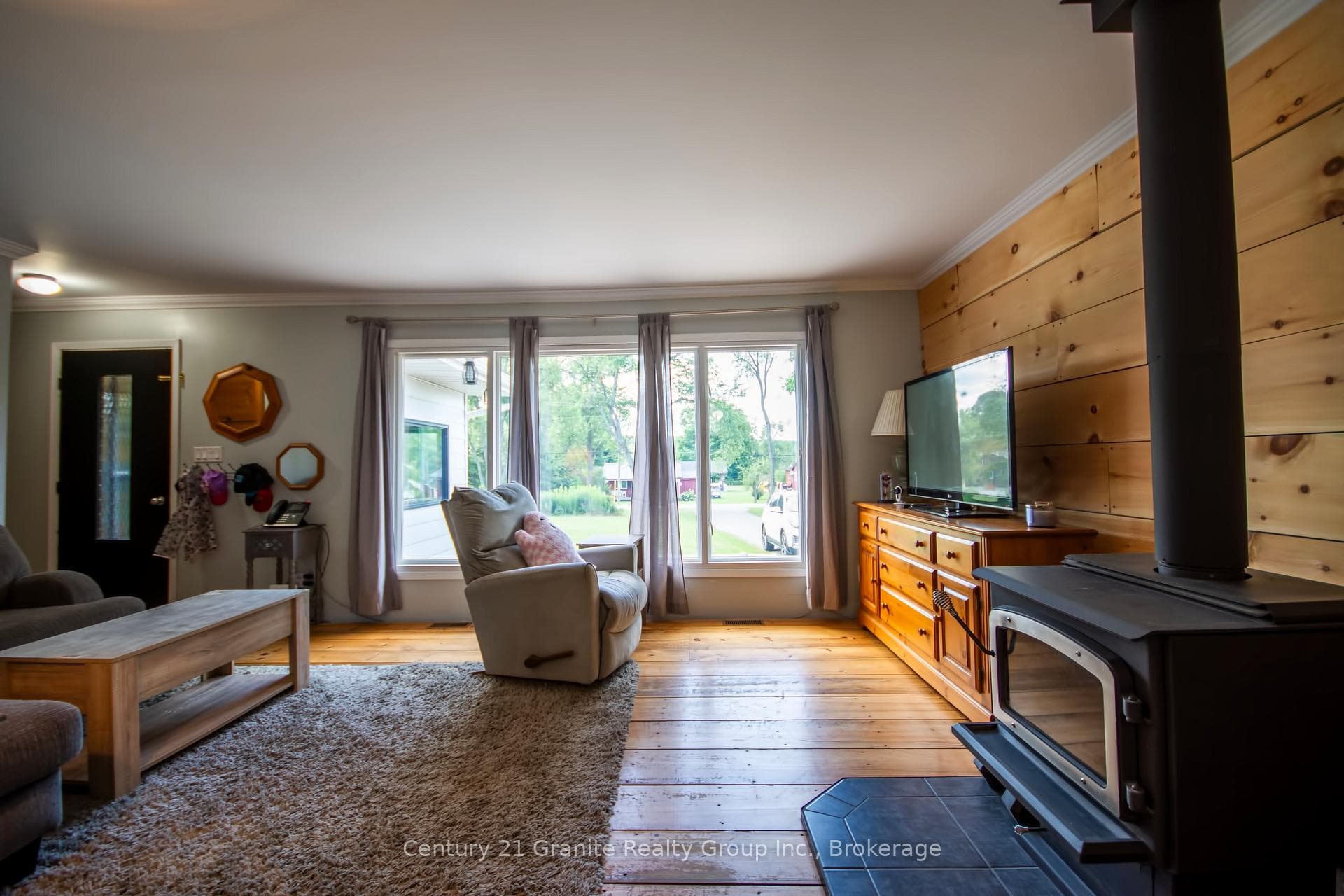 1229 Spring Valley Road photo 3