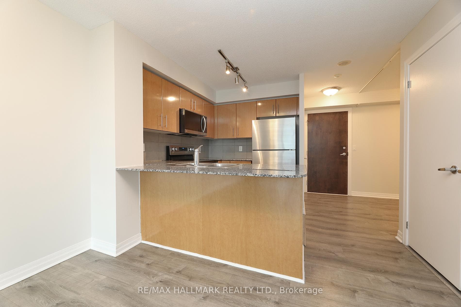 16 Yonge Street Unit 707 photo 12