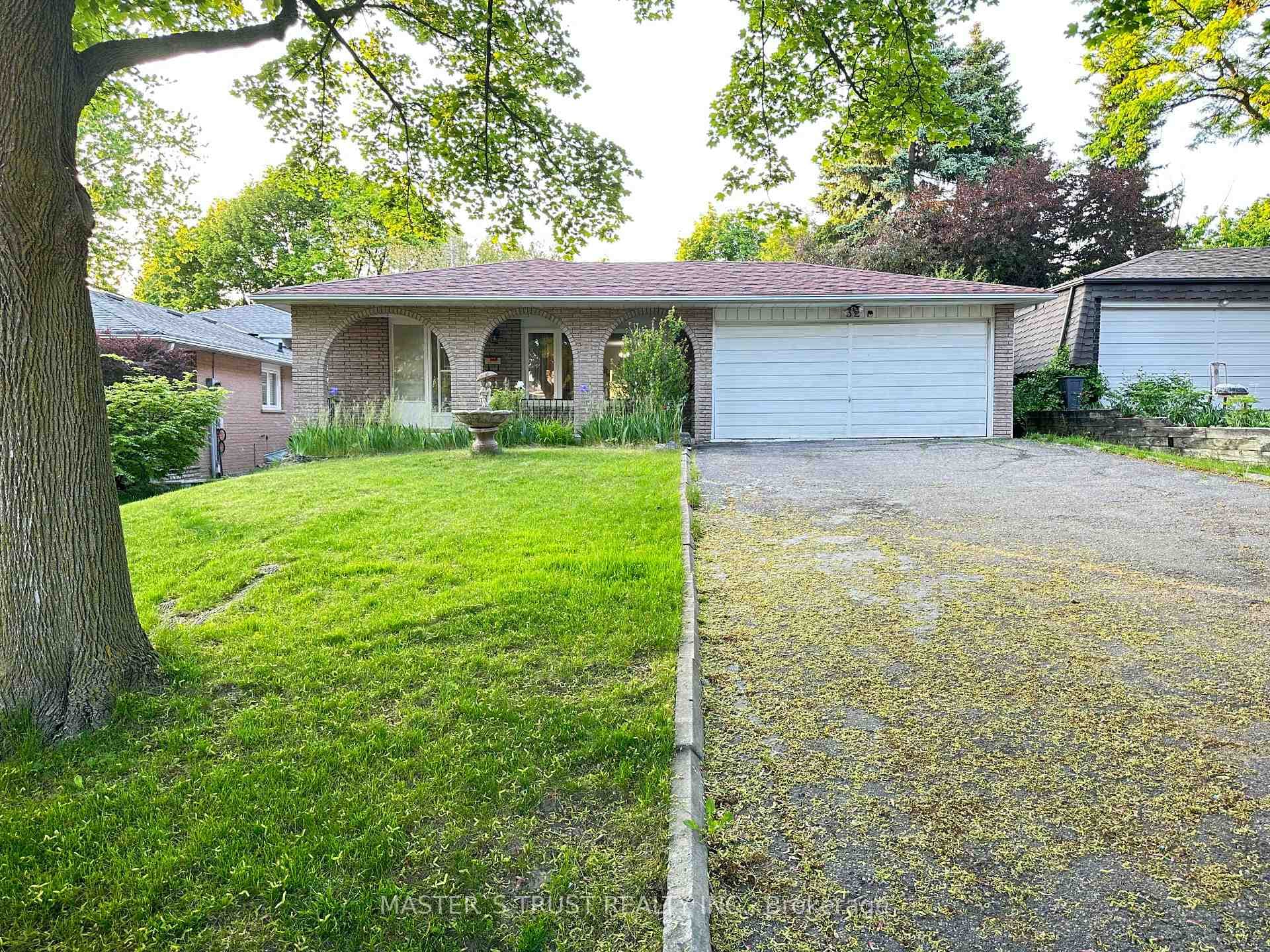 32 Castle Harbour Lane photo 1
