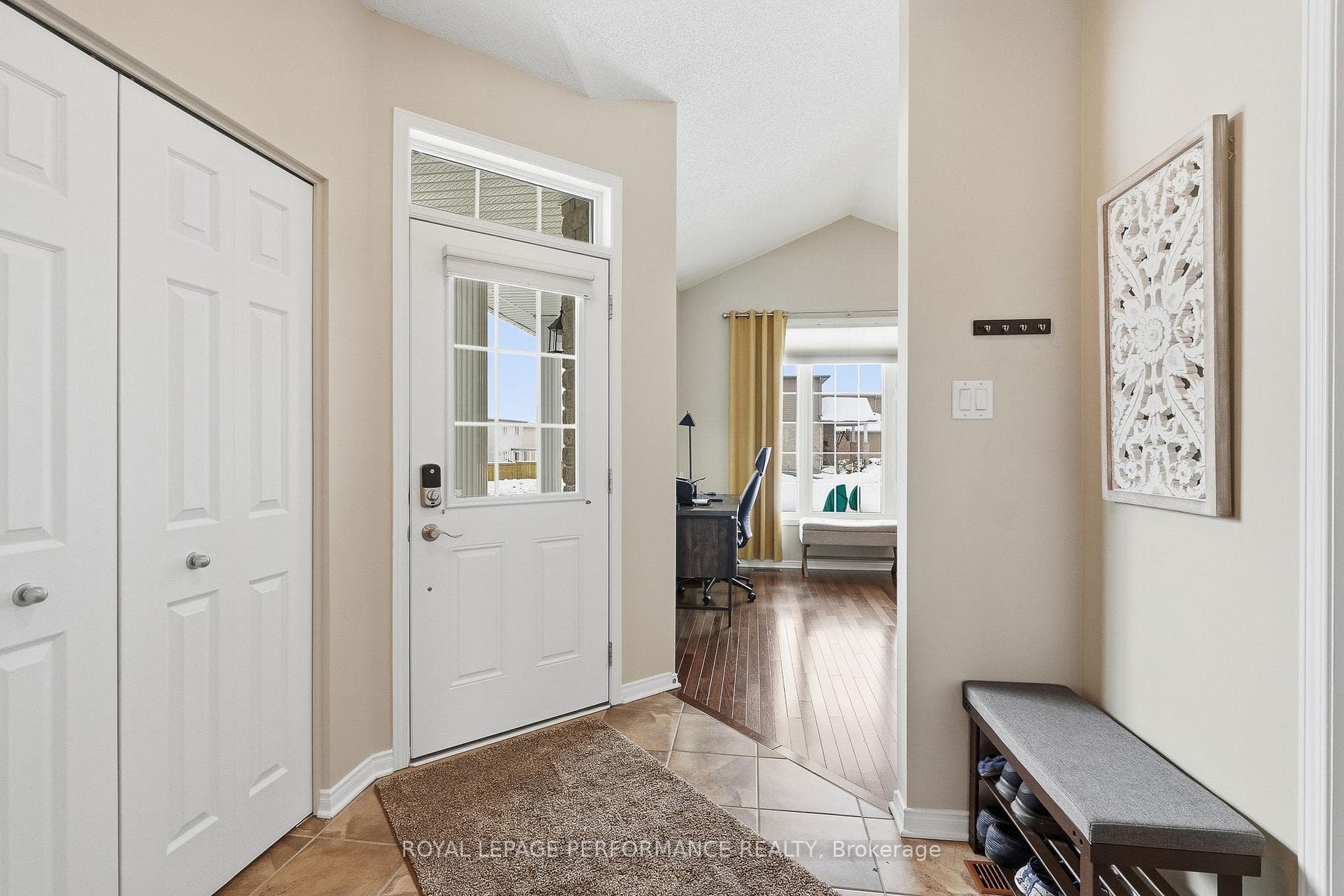 112 Jade Street photo 5