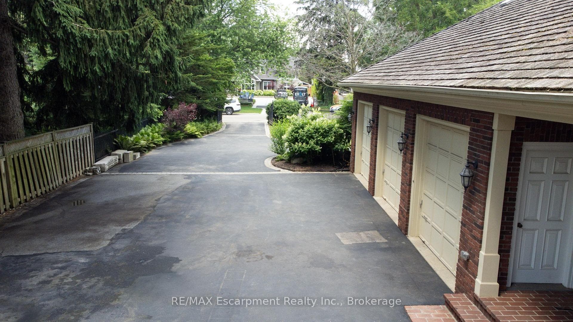 488 Macdonald Road photo 7