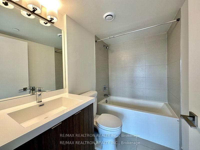 89 Mcgill Street Unit 2008 photo 9