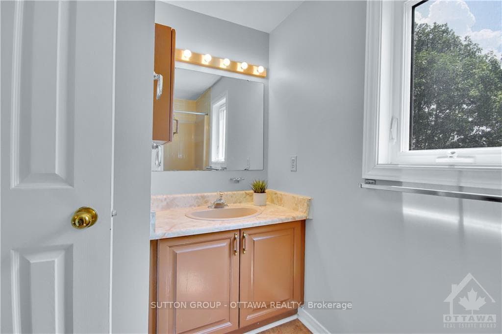 1732 CAMINITI Crescent photo 24