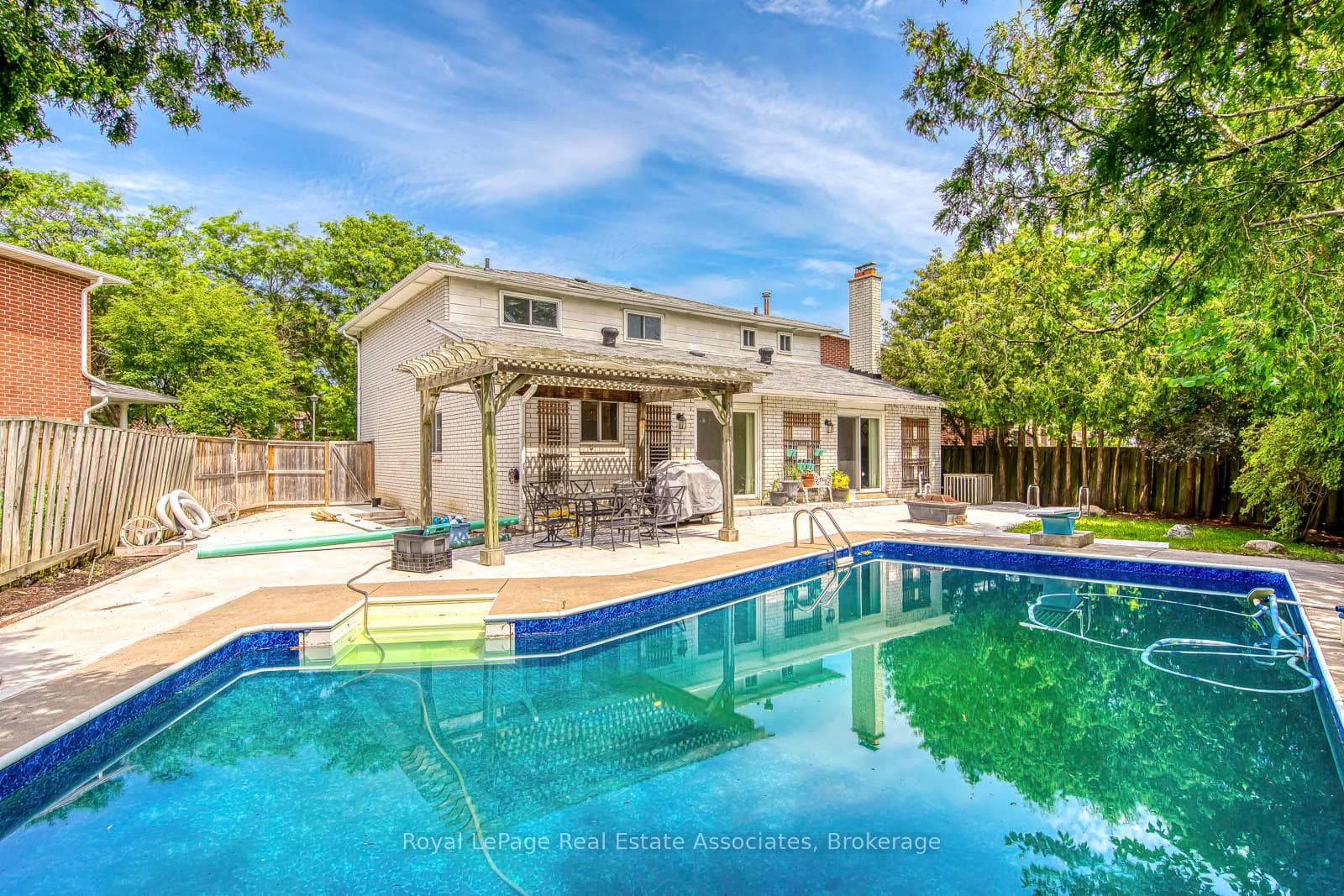 30 Marlow Place photo 46