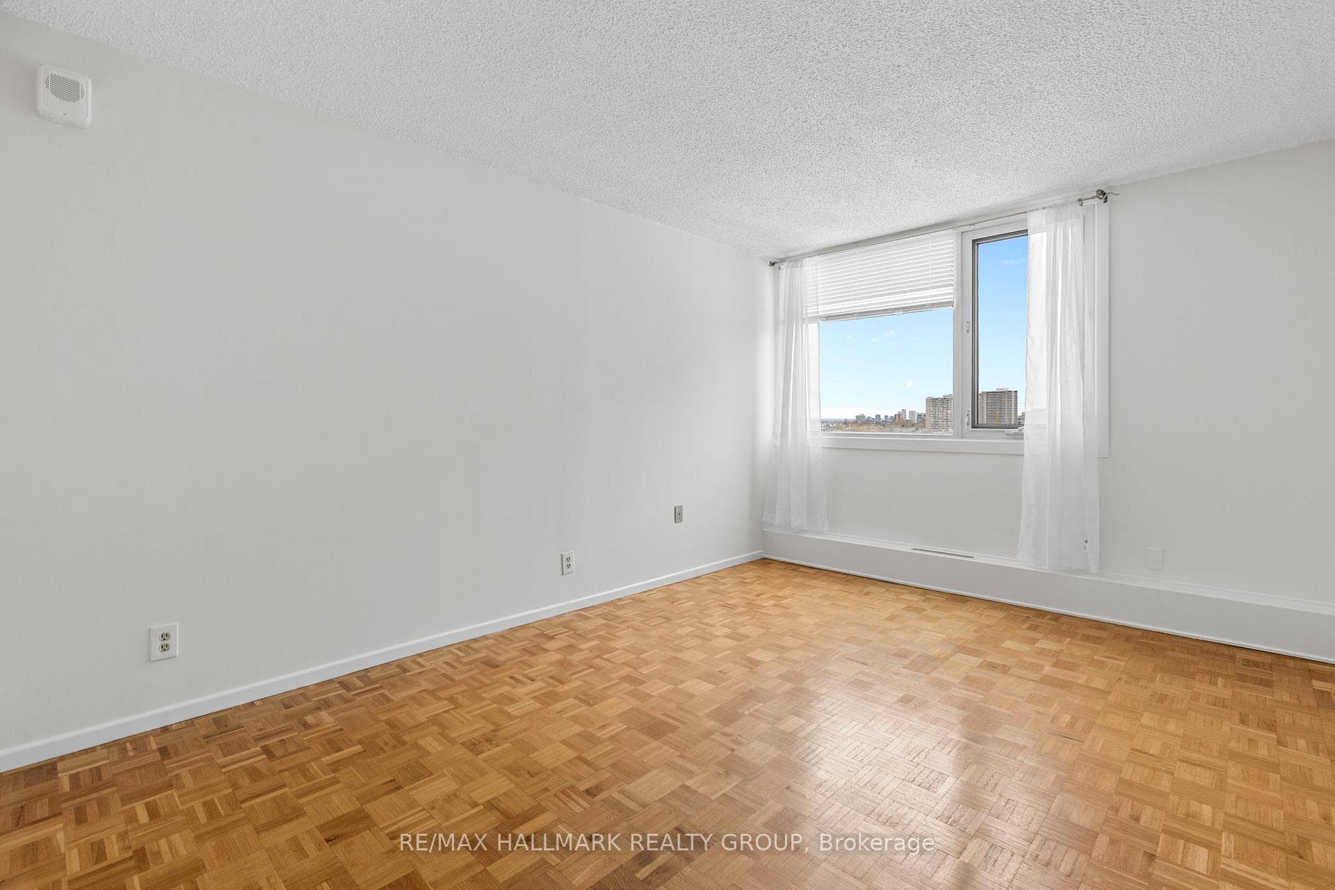 265 Poulin Avenue Unit 805 photo 11