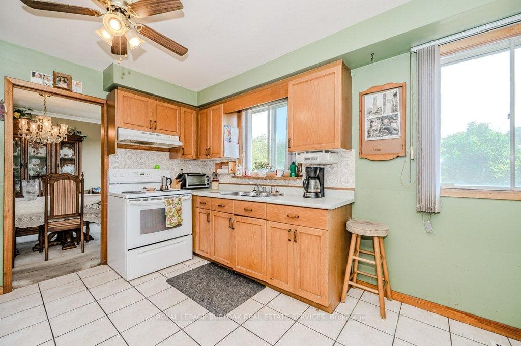 339 Pinegrove Road photo 15