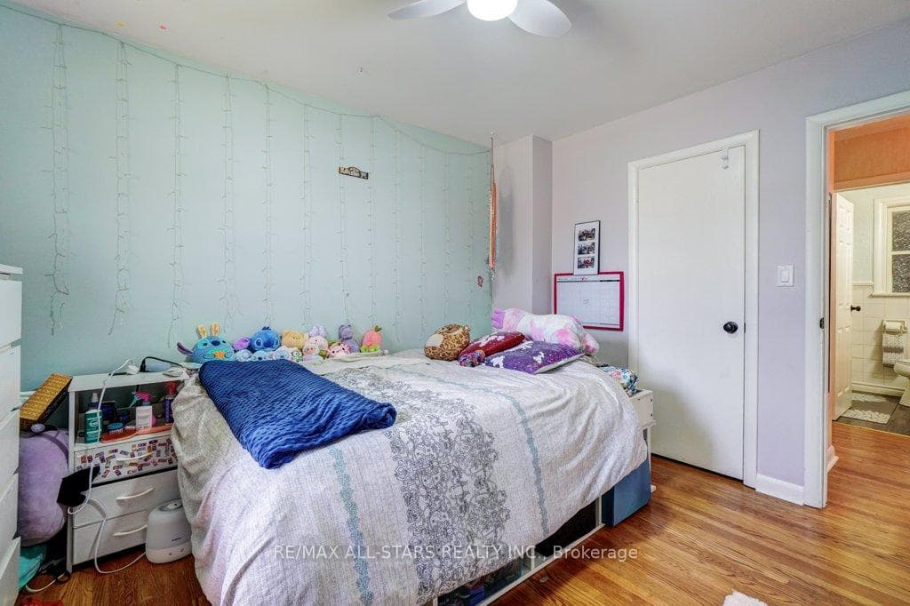 111 Adelaide Street photo 22