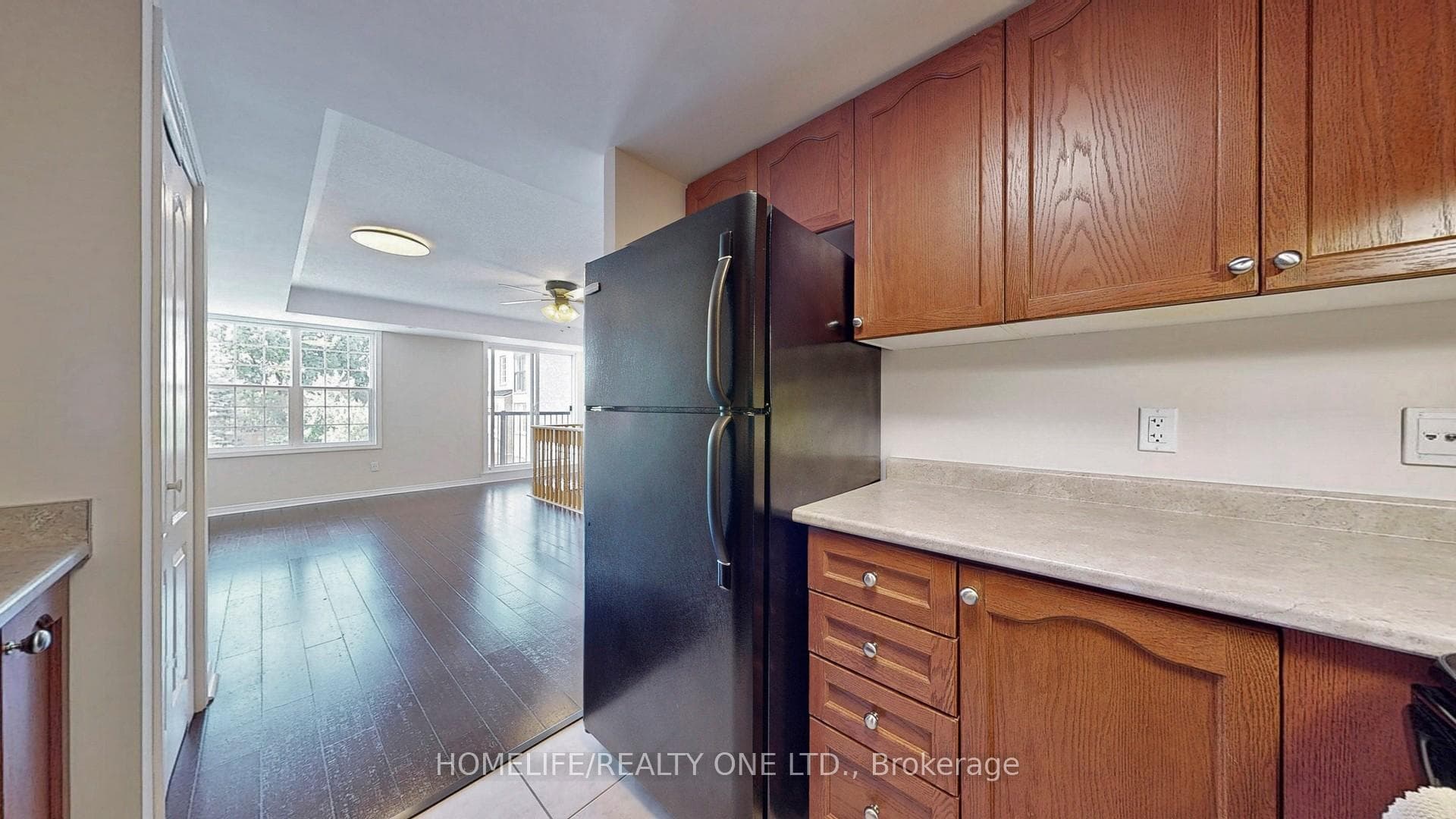35 Strangford Lane Unit 311 photo 13
