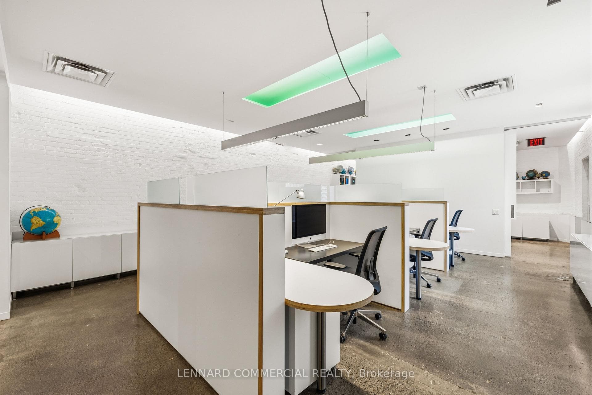121 Logan Avenue photo 17