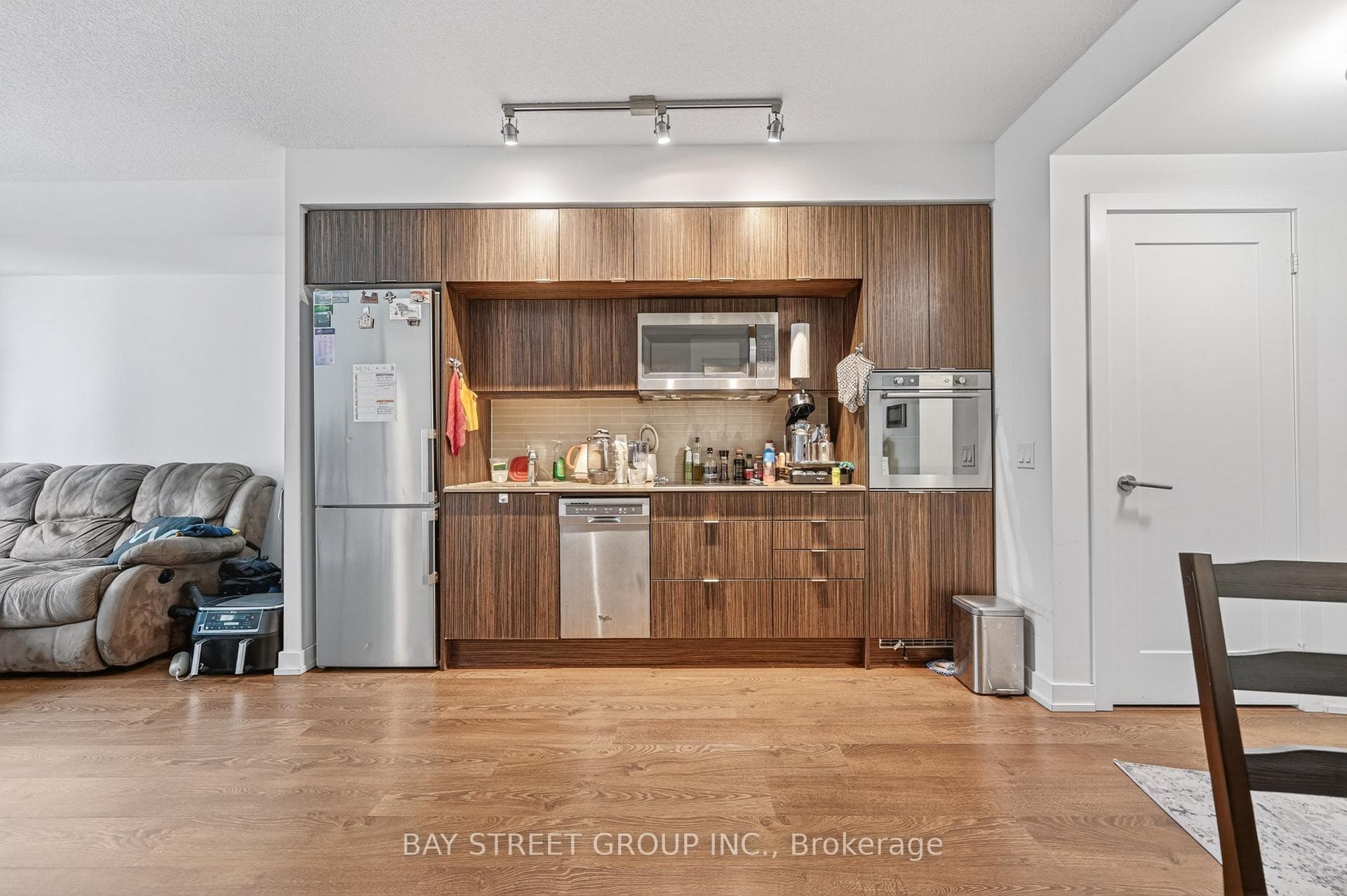 10 York Street Unit 1002 photo 7