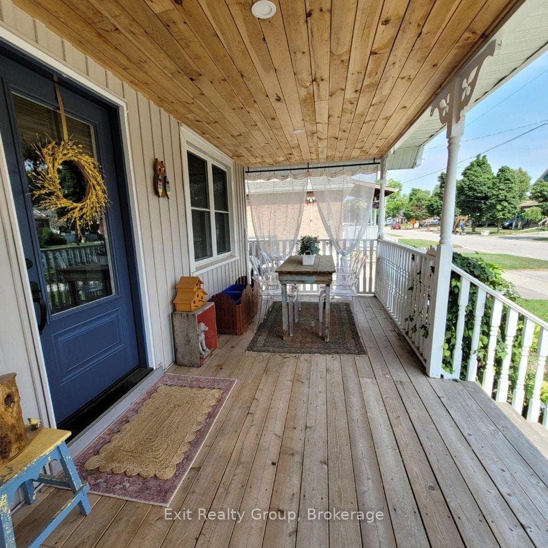 100 Arlington Avenue photo 4