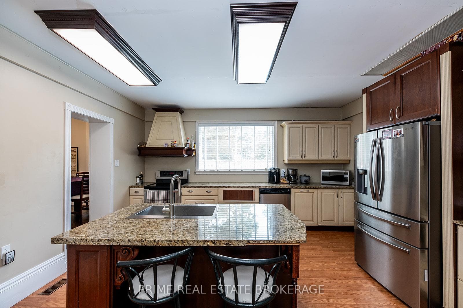 164 Charles Street photo 10