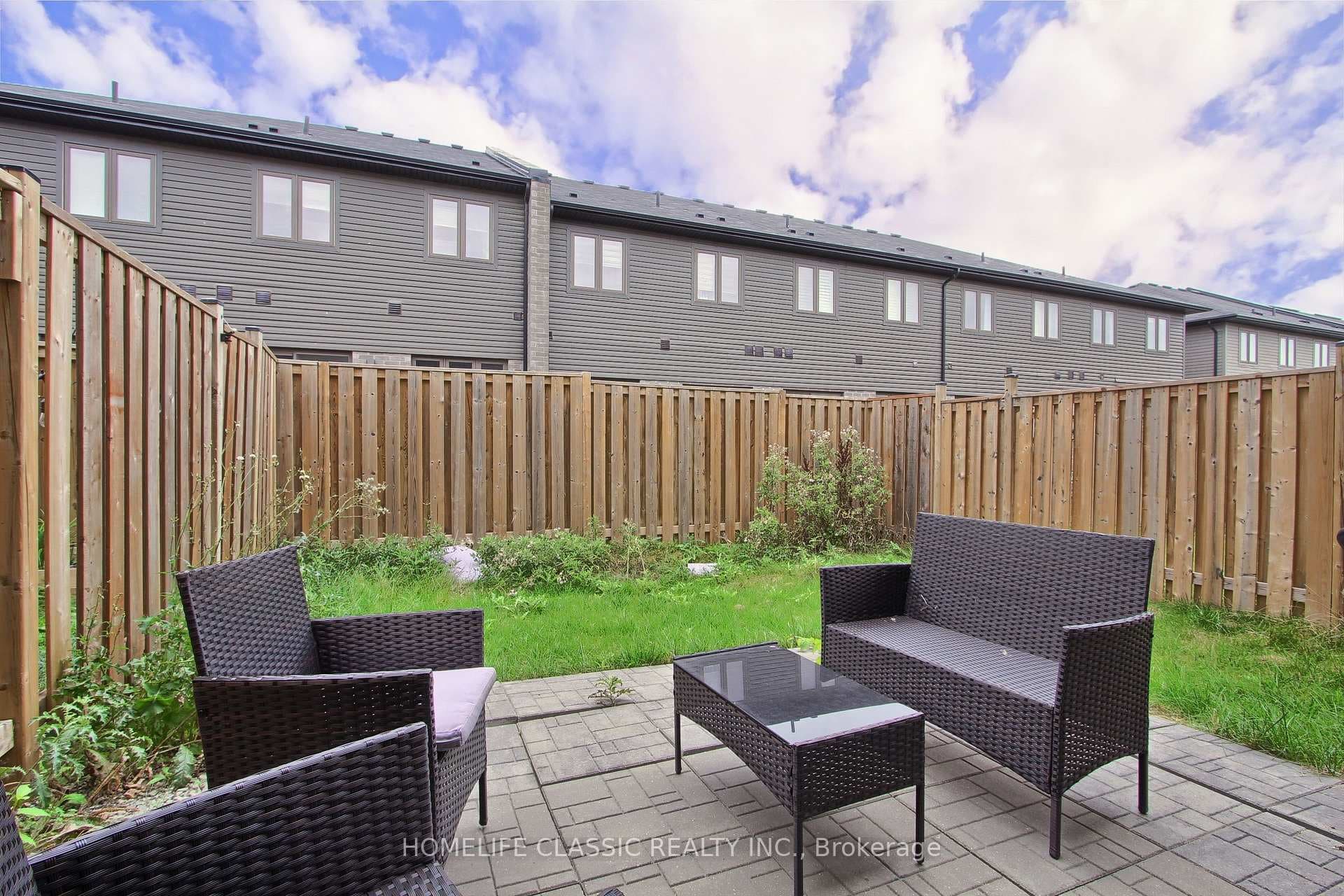 103 Greenwich Avenue photo 37