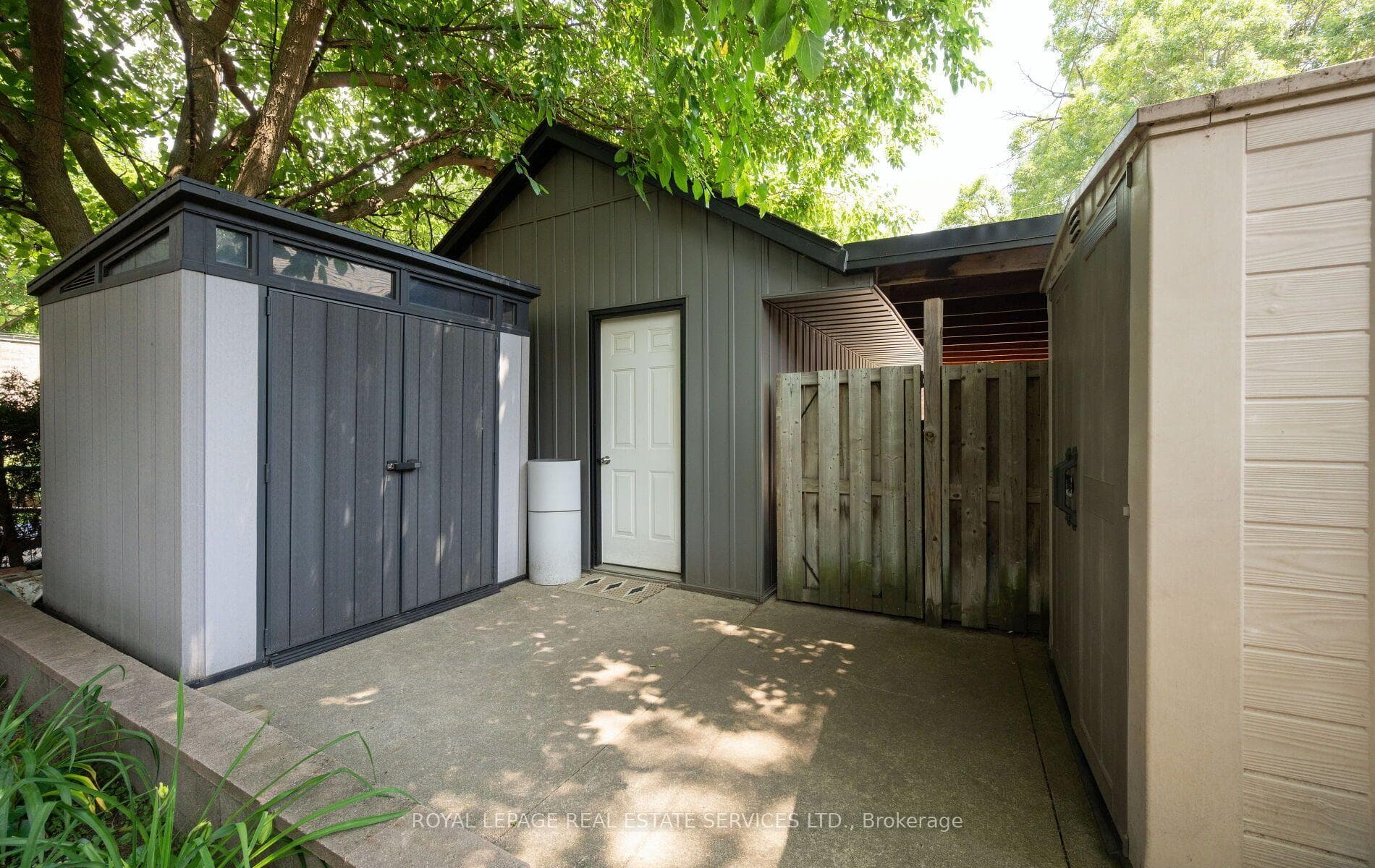 613 Beresford Avenue photo 42