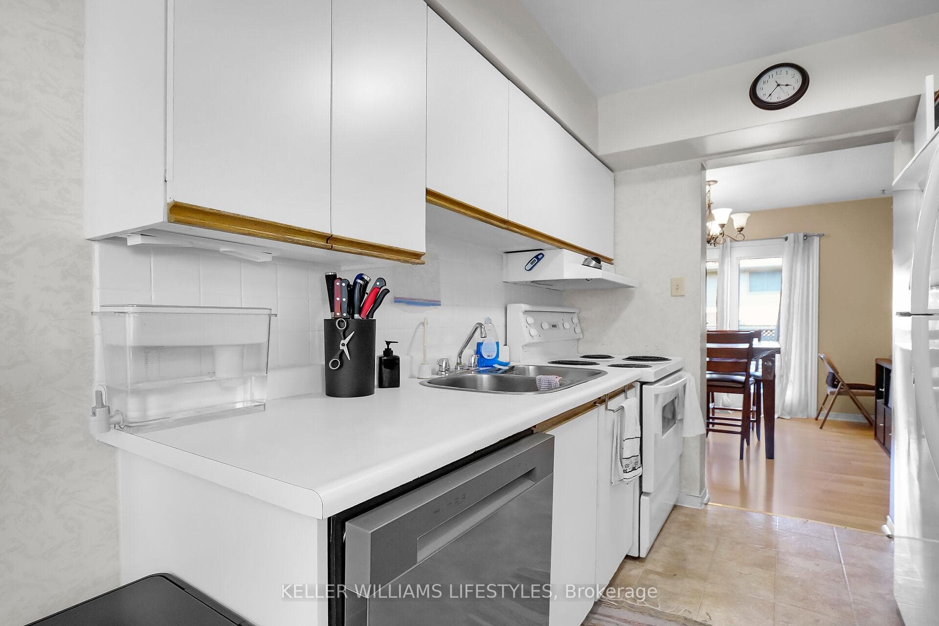 1845 Aldersbrook Road Unit 1 photo 9
