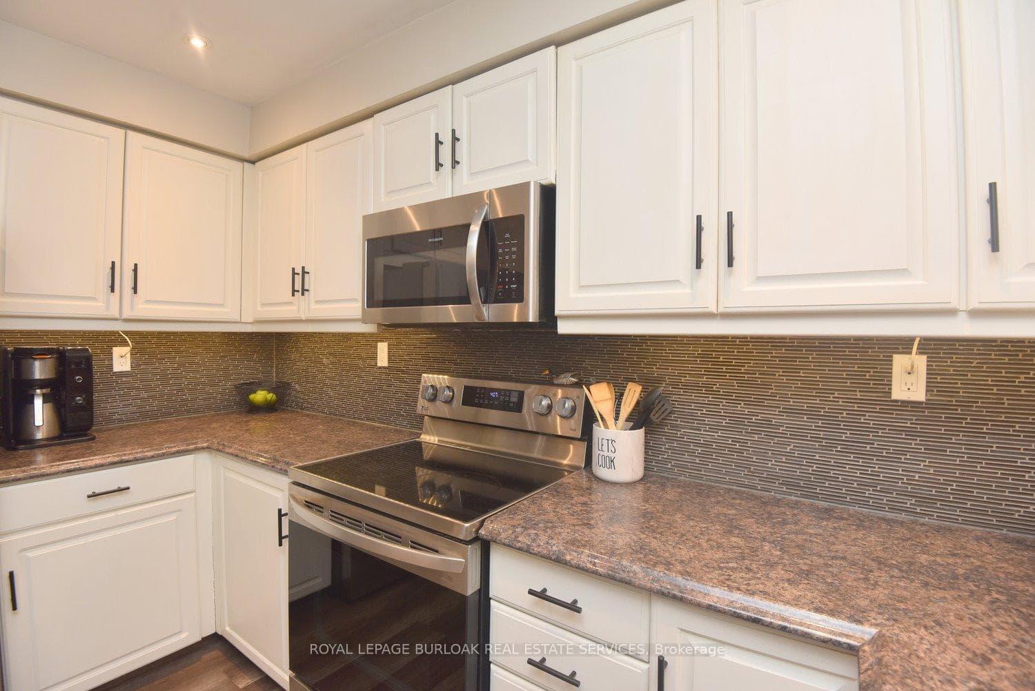 2065 Amherst Heights Court Unit 42 photo 20