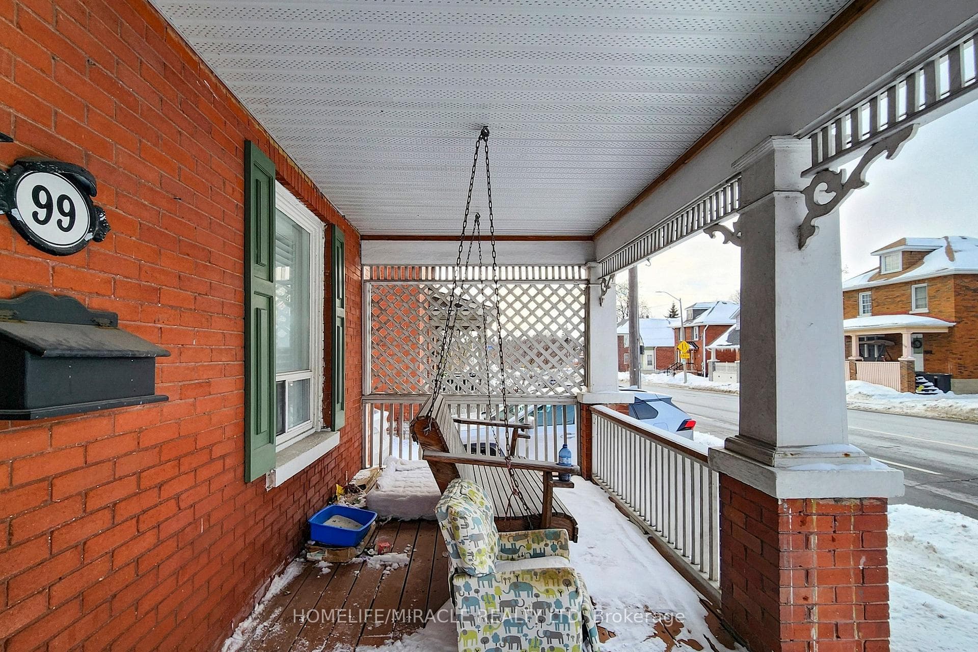 99 Adelaide Avenue photo 4