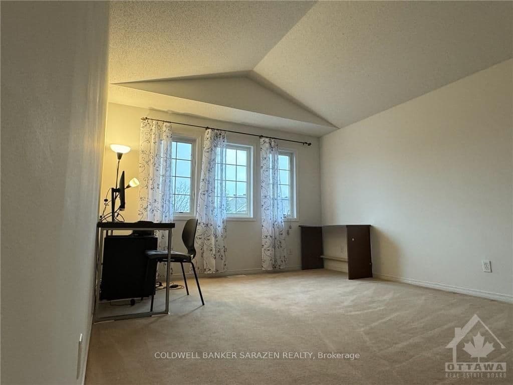 225 DUNTROON Circle photo 17