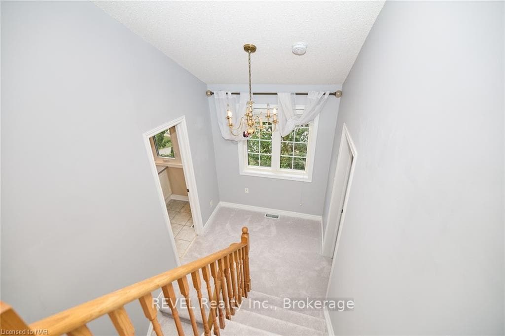 36 NATALIE Court photo 19