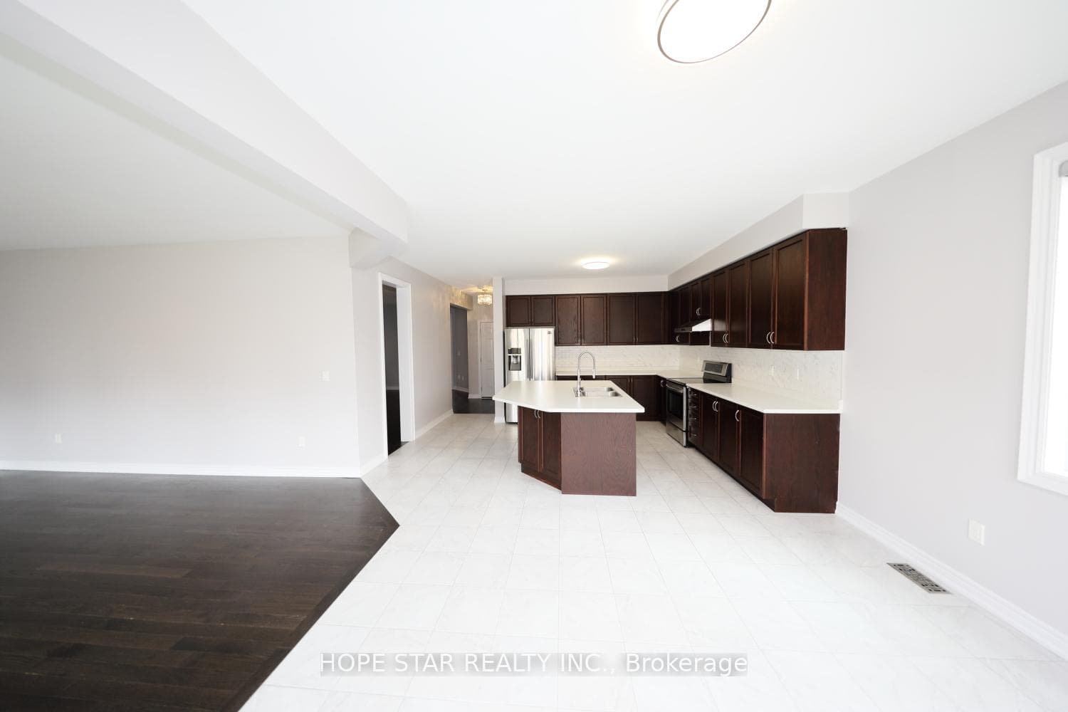 23 Argelia Crescent photo 10