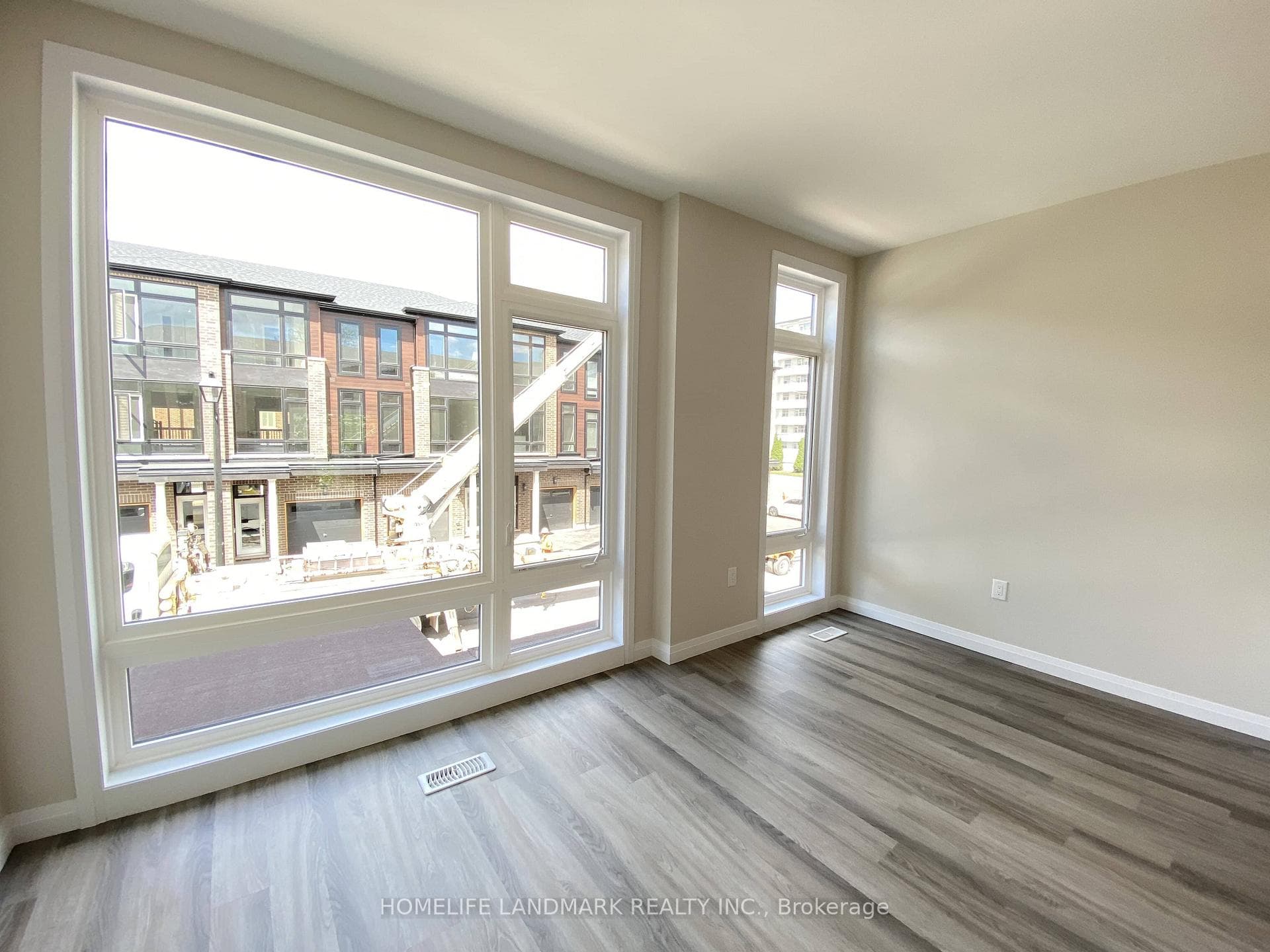 270 Melvin Avenue Unit 37 photo 7