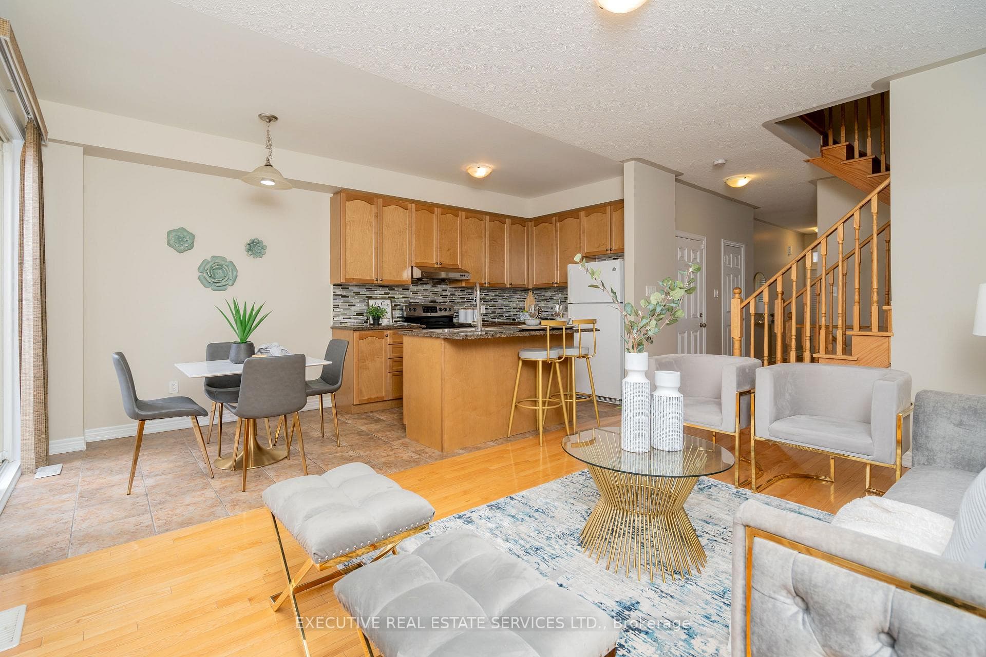 43 Sky Harbour Drive photo 11