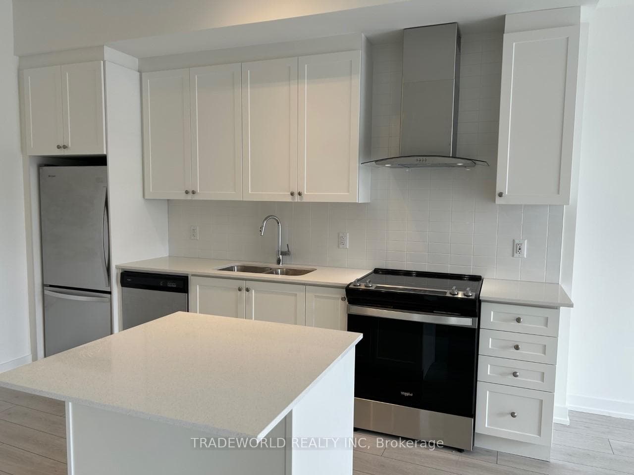 55 Duke Street Unit 206 photo 5