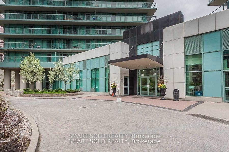 5508 Yonge Street Unit 706 photo 5