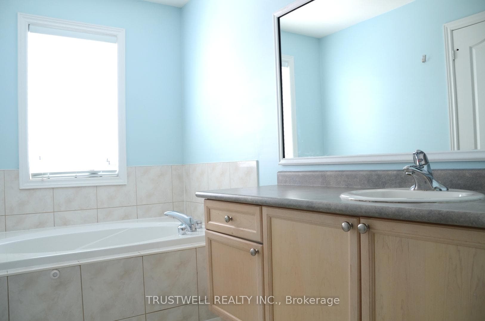 80 Collis Drive photo 9