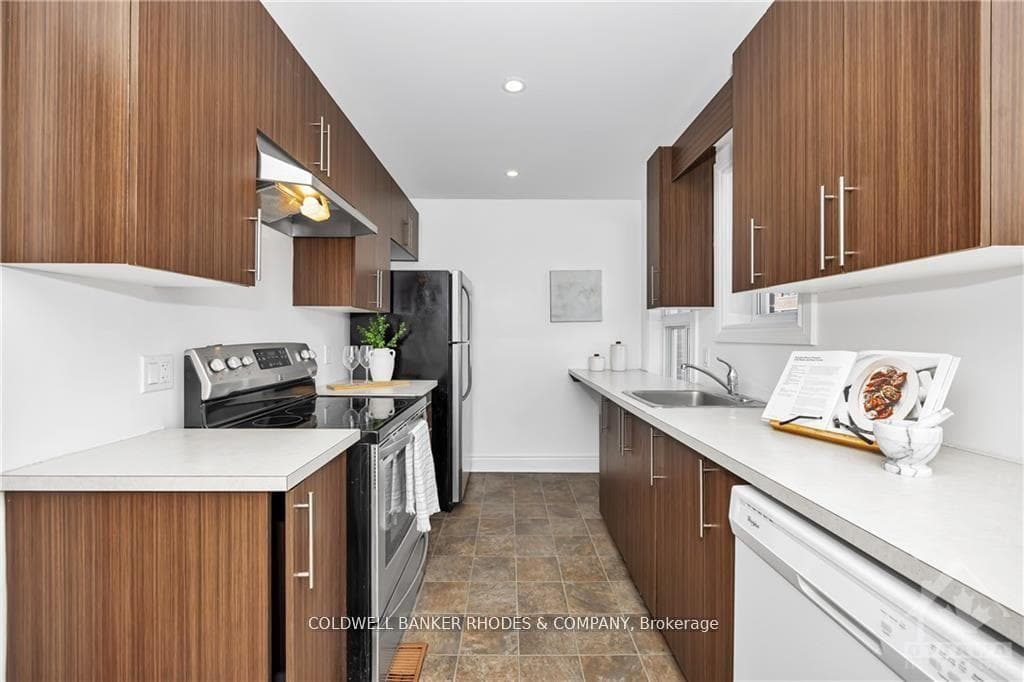 232 Holland Avenue photo 10