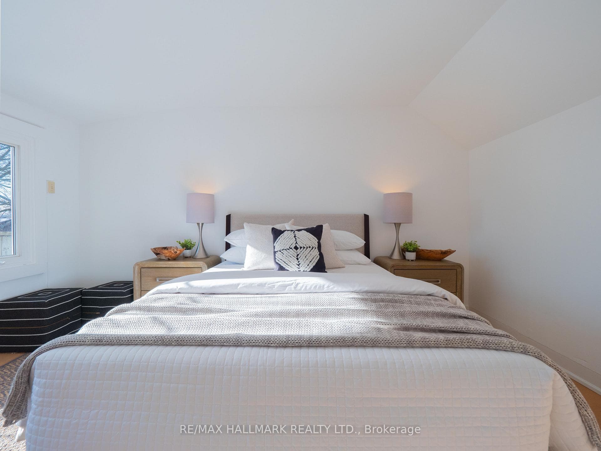 115 Victor Avenue photo 34