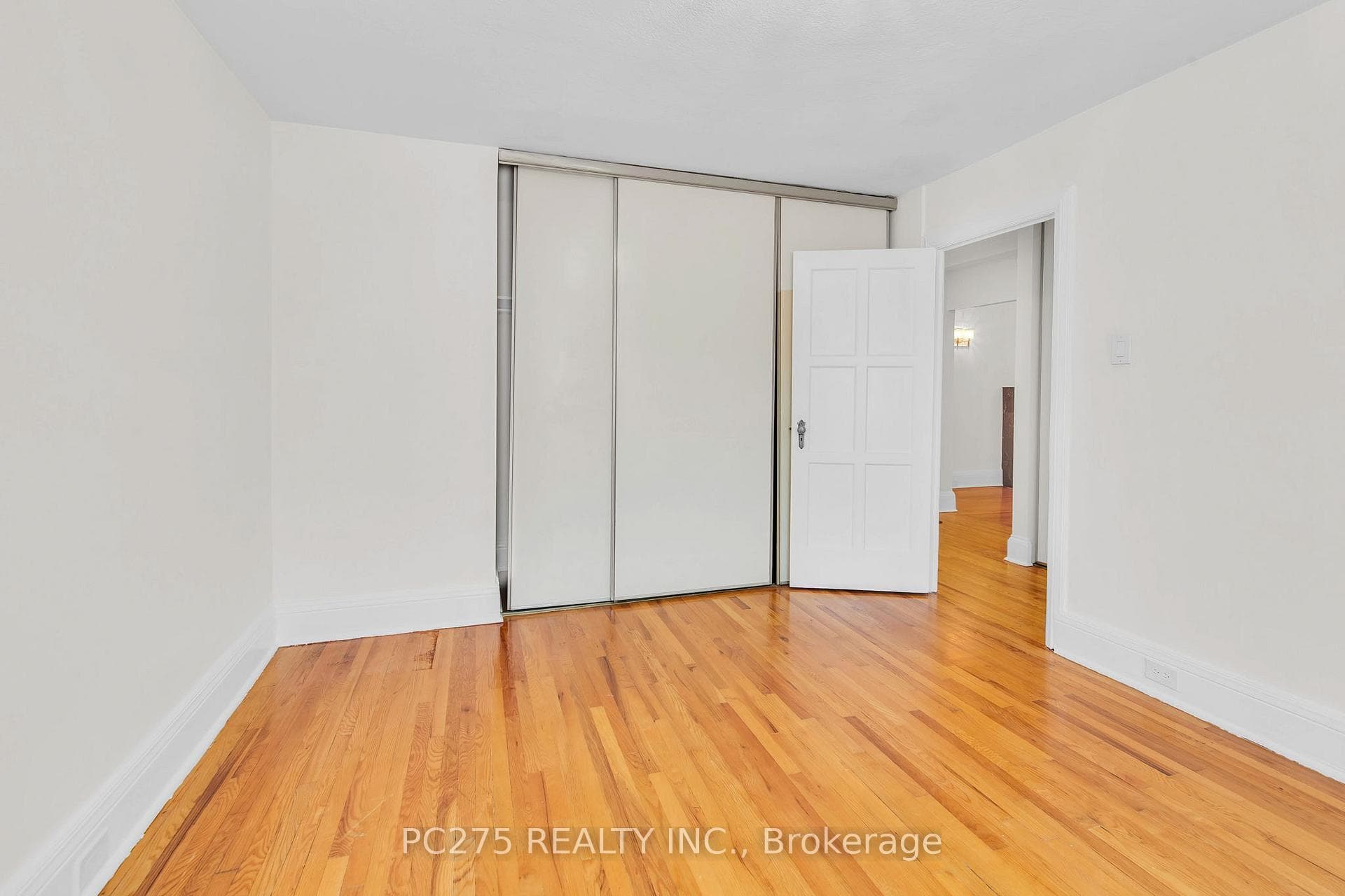 100 Oriole Parkway Unit 407 photo 21